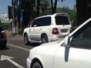 Необычное средство передвижения с прицепчиком на дорогах Алматы