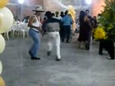 Очень энергичный танец